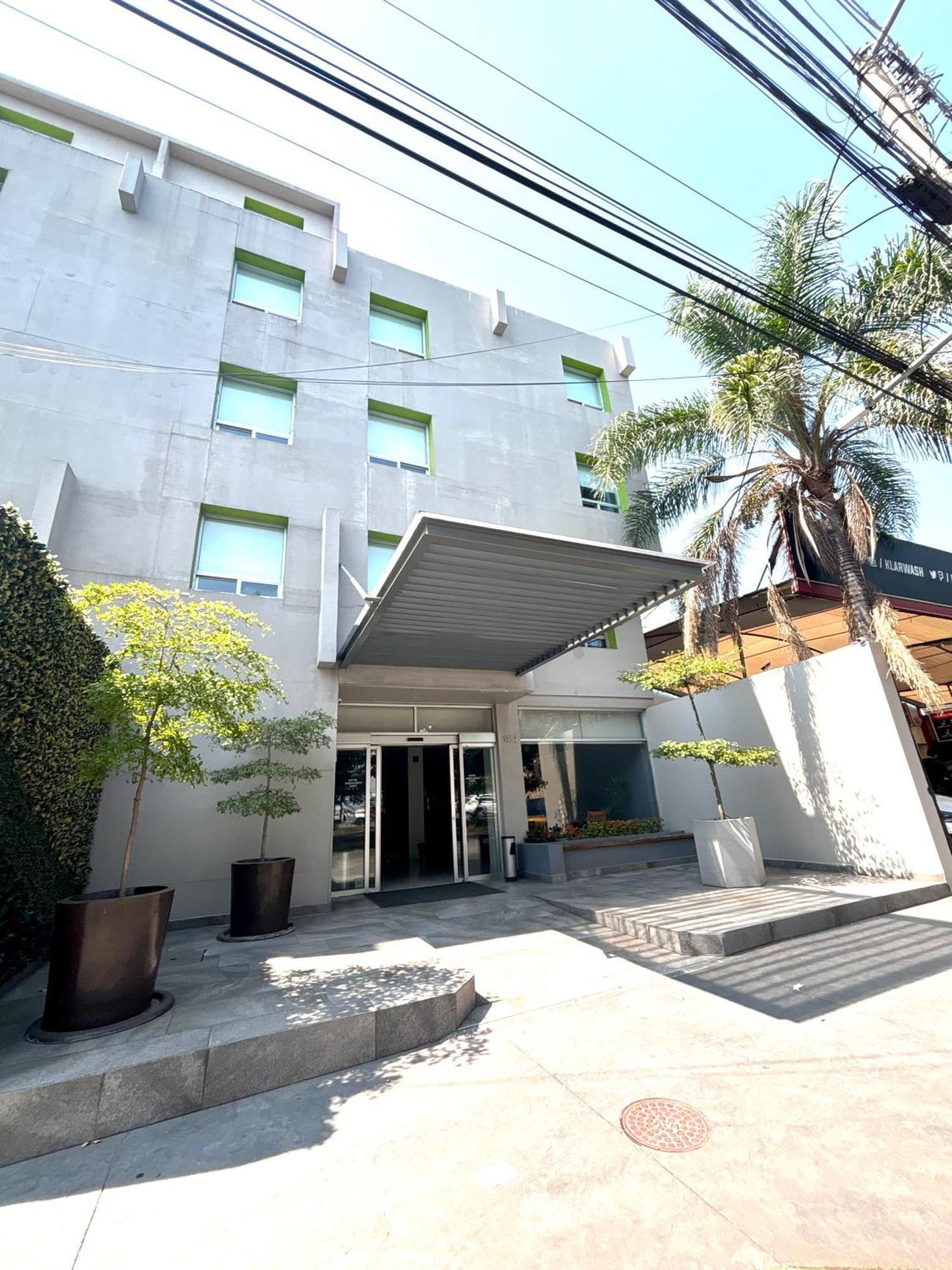 Hotel Arboledas Expo 과달라하라 외부 사진